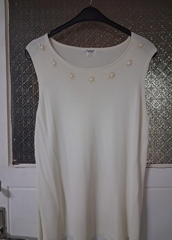 Boncuk İşlemeli Kremrengi Kadın Triko Bluz - Görsel 3