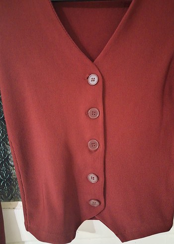 Bordo Düğmeli V Yaka Kadın Bluz - Görsel 3