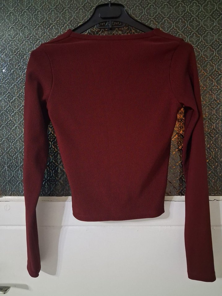 Bordo Düğmeli V Yaka Kadın Bluz - Görsel 2