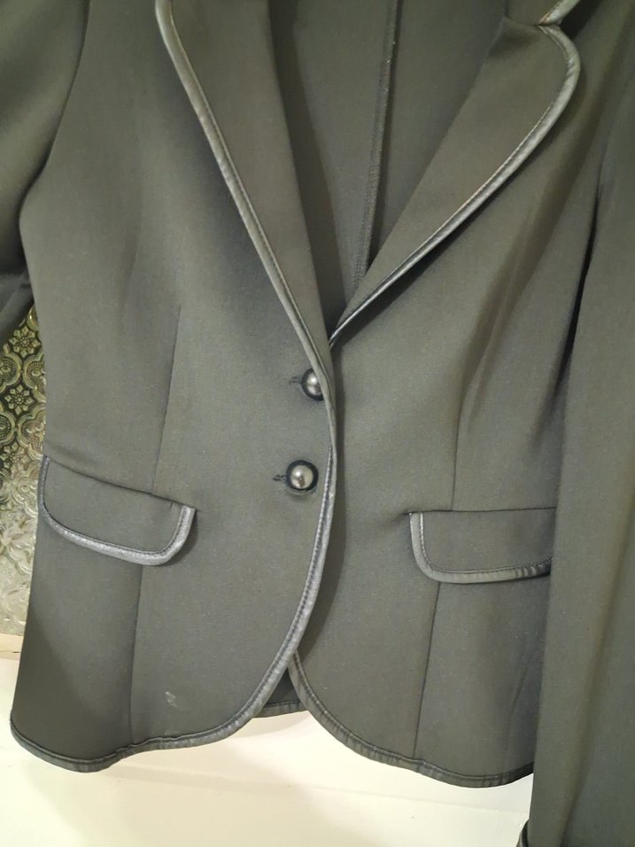 Siyah Düğmeli Kadın Blazer Ceket - Görsel 3