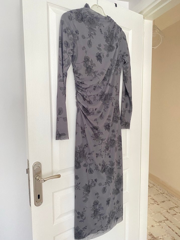 Manuka gri tül elbise - Görsel 4