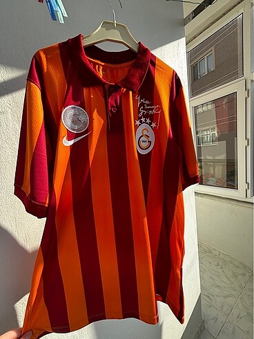 Galatasaray 100.yıl forması