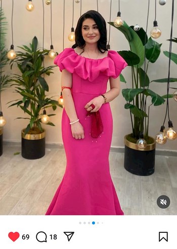 Zara Pembe Uzun Kollarsız Fırfırlı Abiye Elbise