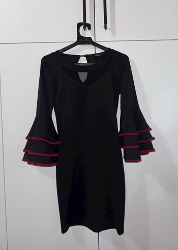 Uzun Kollu Siyah Gotik Kadın Elbise