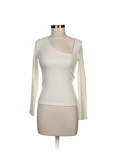 Zara Bluz %70 İndirimli.