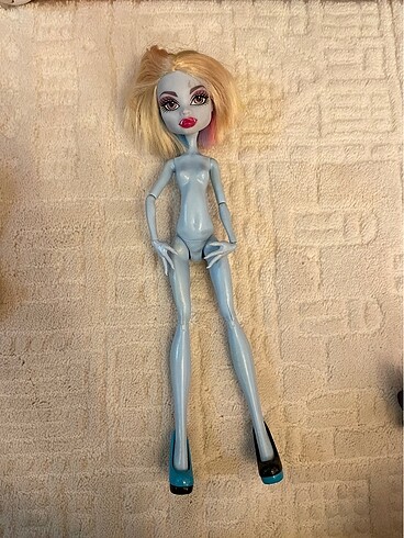 Beden Monster high bebek