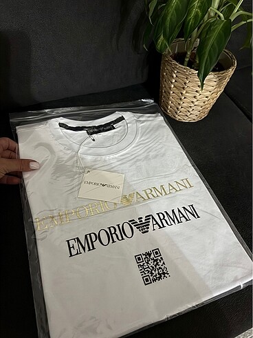 s Beden Armani tişört