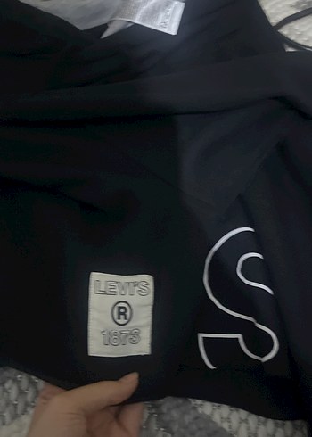 Levi's Orjinal urunduryurt disindanaldim sadece yıkadimgiyilmedi - Görsel 2