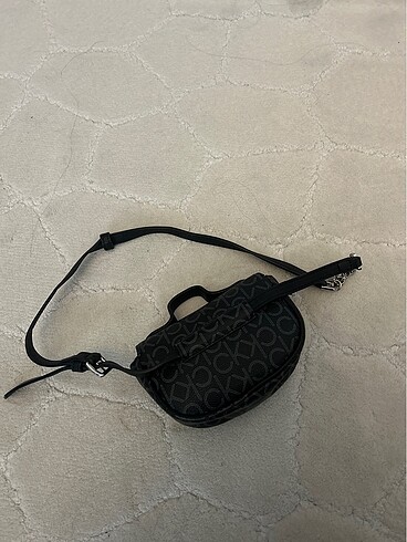 Calvin Klein CK Siyah Bel Çantası - Çapraz Çanta