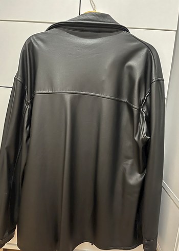 Düğmeli Siyah Kadın Deri Ceket - Görsel 3