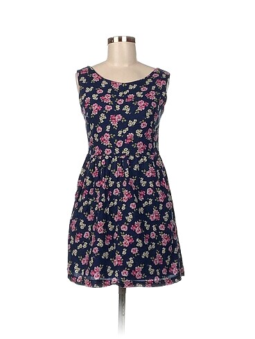 Vintage Love Kısa Elbise %70 İndirimli.