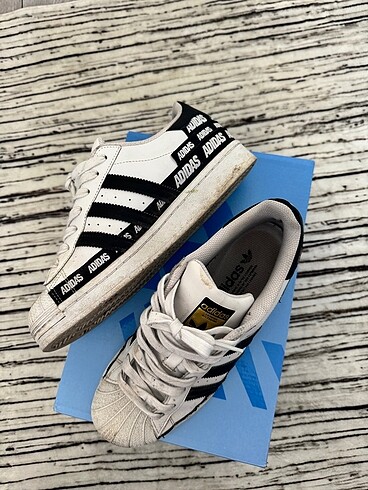Adidas Süper star