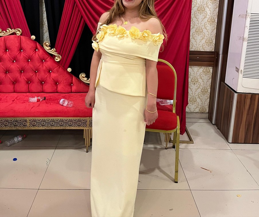 Çiçek Detaylı Kayık Yaka Uzun Abiye Elbise - Görsel 3