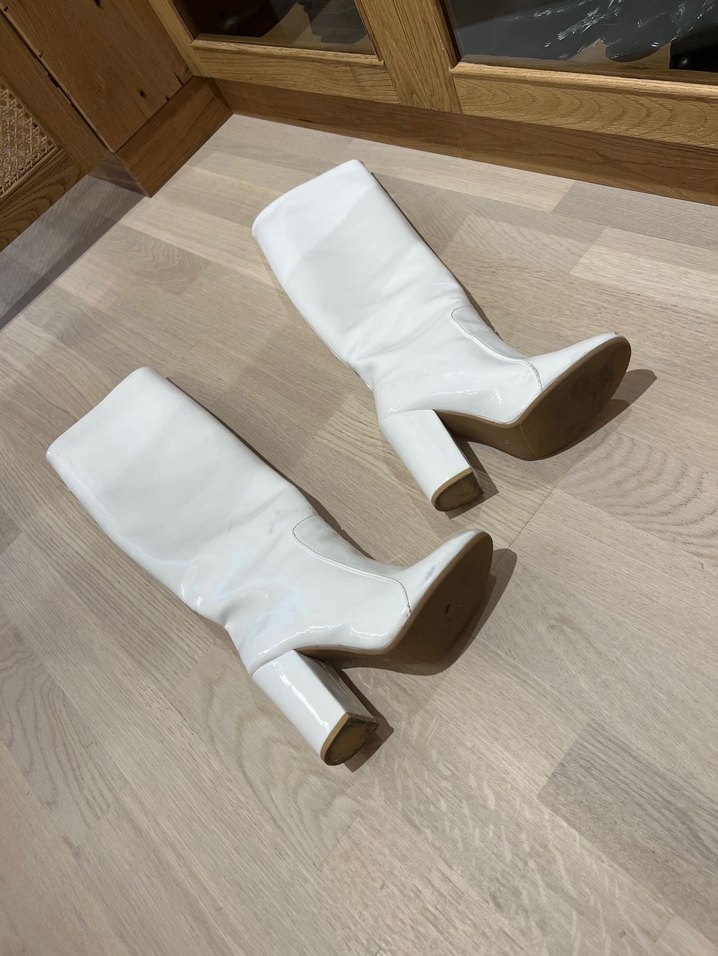 Beyaz Deri İnce Topuklu Dizüstü Kadın Çizme - Görsel 5