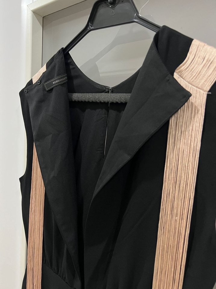 BCBG MAXAZRİA siyah saçaklı midi elbise - Görsel 5