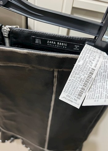 Zara deri görünümlü asimetrik mini etek - Görsel 3