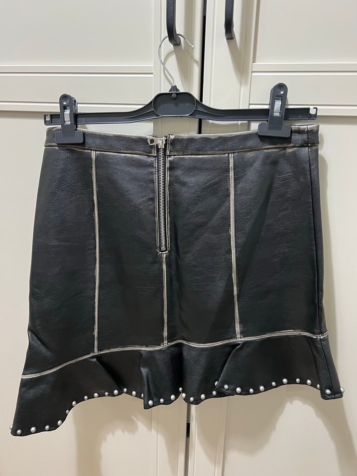 Zara deri görünümlü asimetrik mini etek - Görsel 4