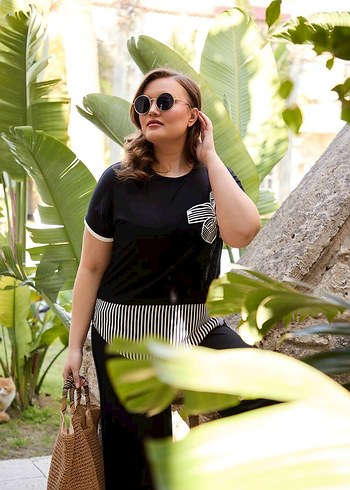 xl Beden siyah Renk Çok harika viskon penye tshirt