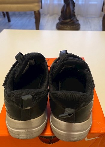 Nike Erkek Çocuk Siyah Spor Ayakkabı - Görsel 5