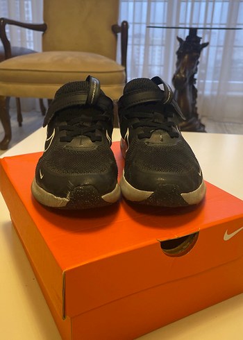 Nike Erkek Çocuk Siyah Spor Ayakkabı - Görsel 2