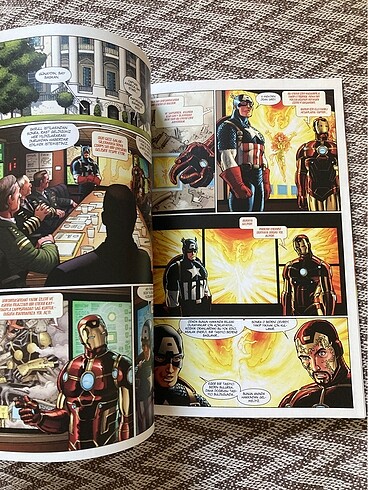  AVENGERS vs X-MEN