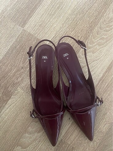 38 Beden Zara bordo ayaklabı