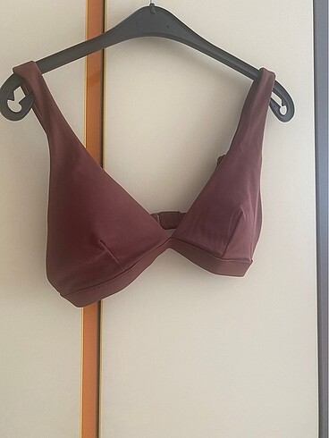 Bikini üstü