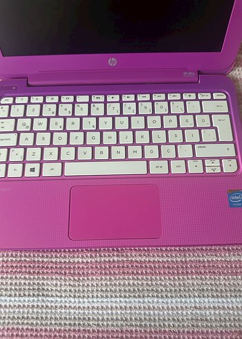 Beden Pembe HP Dizüstü Bilgisayar