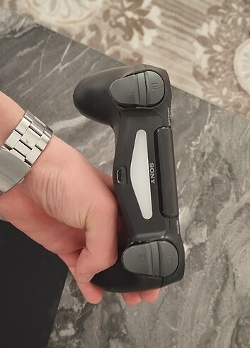 Sony PS4 1TB
