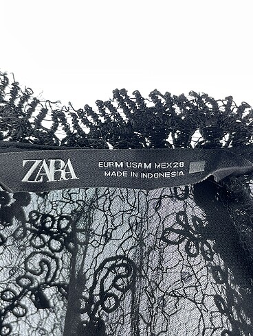 m Beden siyah Renk Zara Bluz %70 İndirimli.