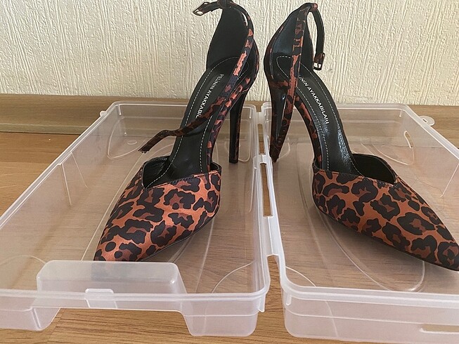 Pelinin Ayakkabıları Leopar stiletto