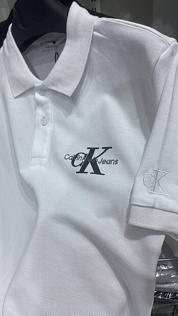 CALVİN KLEİN