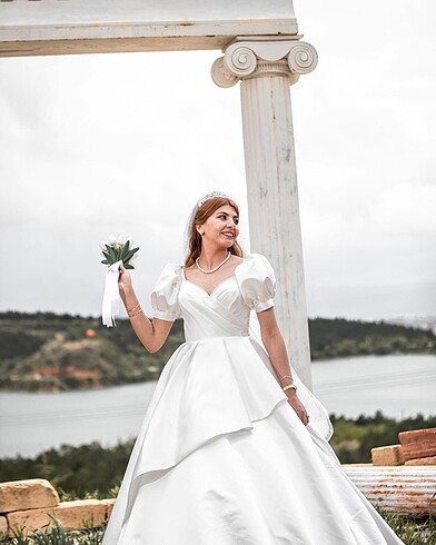 Diğer Prenses model saten gelinlik