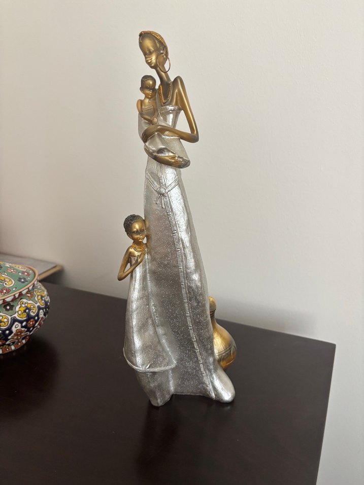 Parlak Altın ve Gümüş Renkli Figürin - Görsel 2