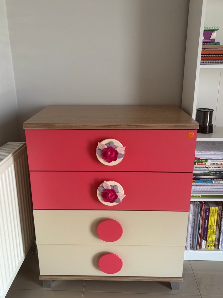 4 çekmeceli şifonyer - Görsel 2