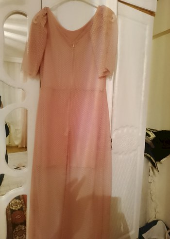 Bej V Yakalı Uzun Kadın Elbise - Görsel 4