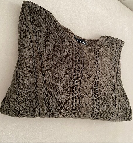 Haki Crop Kazak