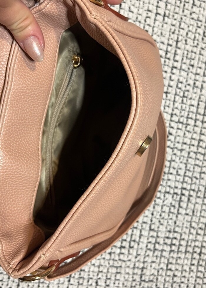 Y London Pudra Çanta - Görsel 4