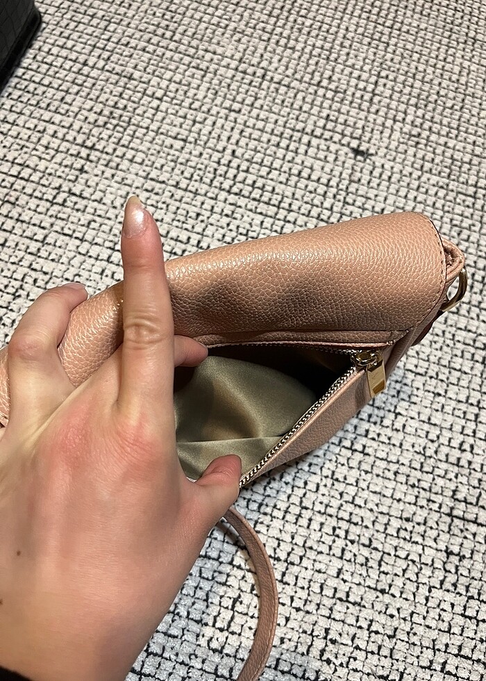 Y London Pudra Çanta - Görsel 5