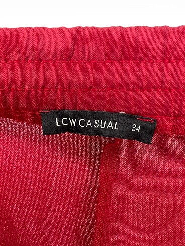 34 Beden bordo Renk LC Waikiki Kumaş Pantolon %70 İndirimli.