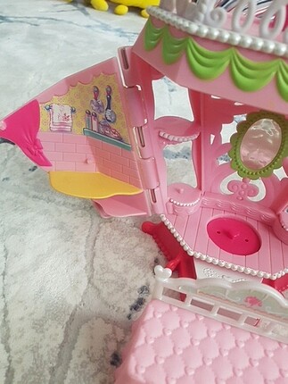 Beden barbie şatosu oyuncak