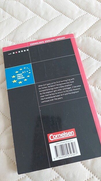 An Elephant Never Forgets ingilizce kitap - Görsel 2