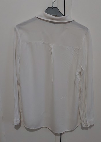 Düğmeli Beyaz Gömlek - Görsel 3