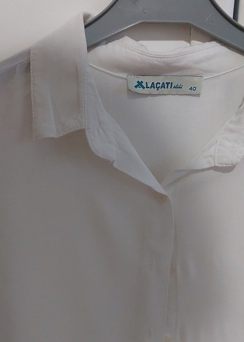 Düğmeli Beyaz Gömlek - Görsel 2