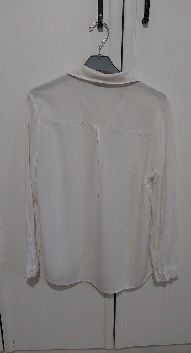 Düğmeli Beyaz Gömlek - Görsel 3