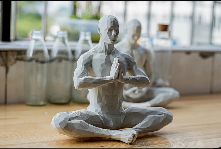 Beden Meditasyon Yapan Adam 6 Farklı Biblo