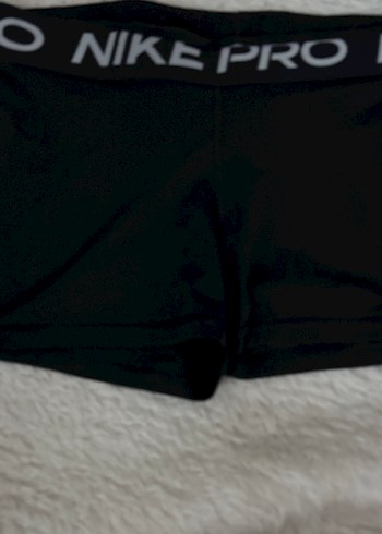 Nike Pro Siyah Kadın Mini Şort