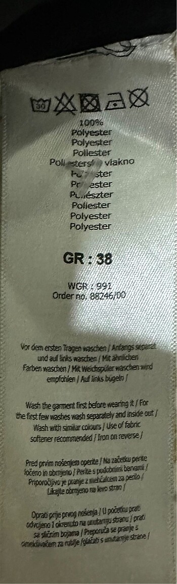38 Beden siyah Renk Janina siyah sifir kollu üst