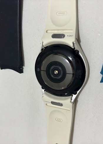 Samsung Beyaz Akıllı Saat ve Renkli Kayış Seti watch 6