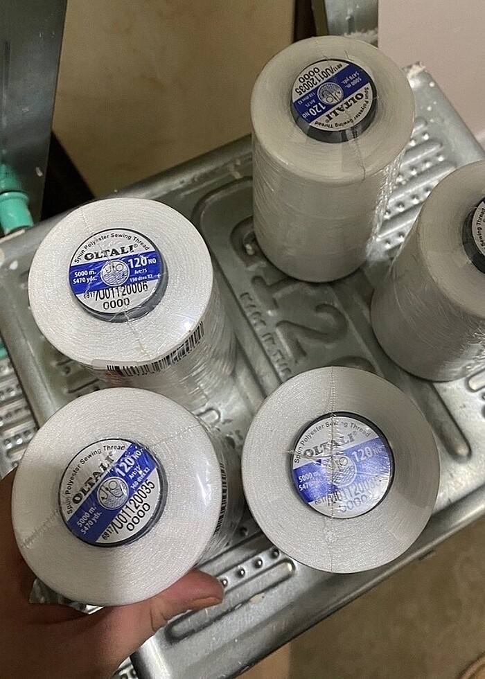 Beyaz dikiş ipi - Görsel 2